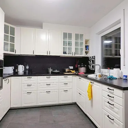 Waldzimmer In Der Stadt Nähe Messe Privatunterkunft München